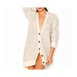VICTORIA’S SECRET Wool Blend Animal Print Button-Up Cardigan Size Medium